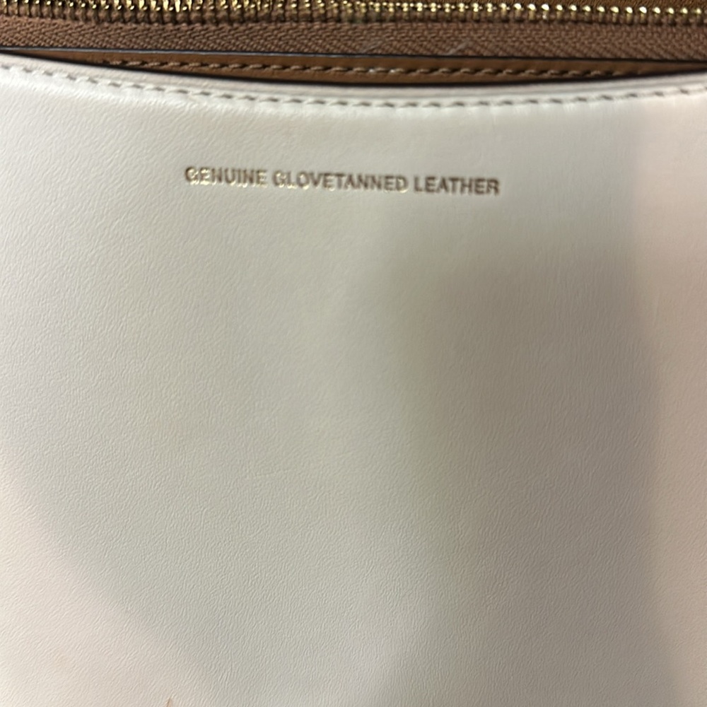 Coach Ivory Leather Top Handle w/two additional straps and dust bag. - Picture 14 of 14